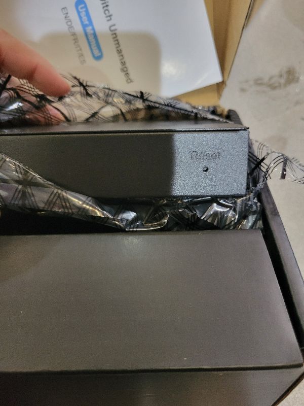 Photo 1 of 10Gbe Ethernet Switch Unmanaged with 2 x 10Gb RJ45 Ports ? 4 x 2.5Gb Base-T Ports, Desktop/Wall Mount NICGIGA 6 Port 10Gbps Network Switch for Wireless AP, NAS, PC