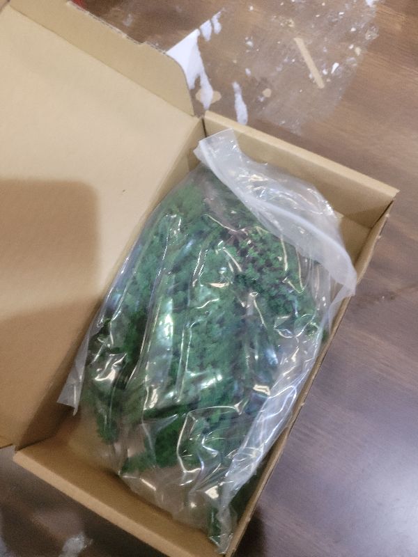 Photo 1 of 16 PCS Model Pine Trees, N Scale Buildings Scenery Tree, Mixed Size Micro Landscape Tree(1.4''-6.3''), for Crafts, Woodland Scenery, Diorama, Cake Topper