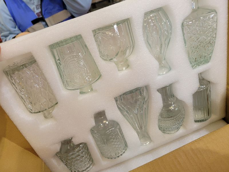 Photo 1 of 20 Pcs Glass Bud Vase Set Small Vintage Flower Vase in Bulk for Centerpieces Rustic Decorative Glass for Wedding Table Home Christmas Decoration (Clear)