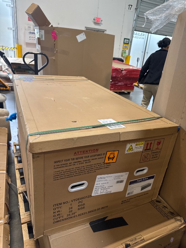 Photo 1 of ****FACTORY SEALED**** KINGSTON BRASS VTDE603122R 60-Inch Contemporary Alcove Acrylic Bathtub with Right Hand Drain and Overflow Holes, White