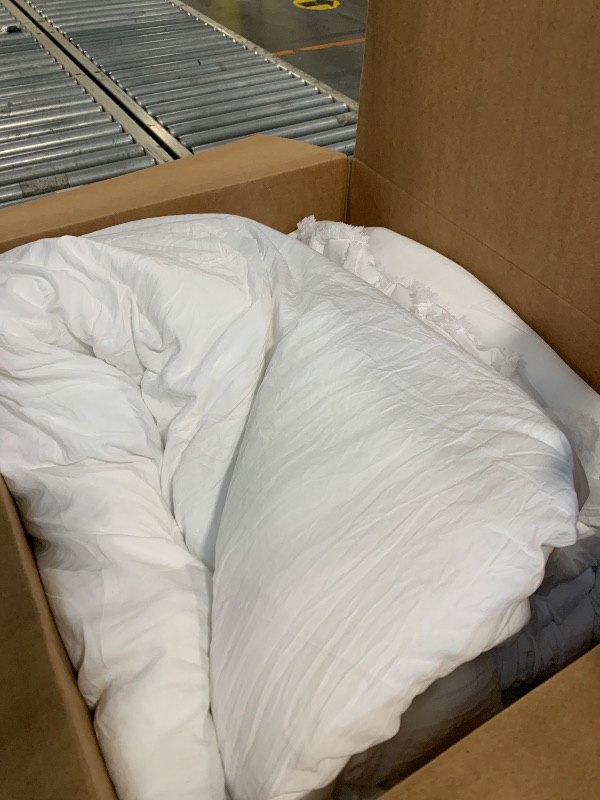 Photo 1 of ********FINAL SALE - NO RETURNS********* Bedsure Tufted Boho Comforter Set King Size - Bright White Boho Bed Set, GentleSoft™ 3 Pieces Farmhouse Shabby Chic Embroidery Bedding, Gifts for Woman, Soft Jacquard King Comforter for All Seasons