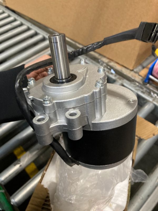 Photo 1 of ***Missing screws*** 250W 24V Wheelchair Motor,High Torque DC Brushed Gear Motor,Powerful Replacement for Elderly Disabled Mobility Aids Home Outdoor Use