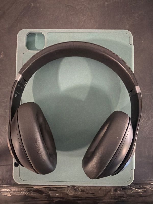 Photo 1 of ** SOLD AS IS, NO REFUND/RETURN** SEE COMMENTS!
Beats Studio Pro - Premium Wireless Over-Ear Headphones- Up to 40-Hour Battery Life, Active Noise Cancelling, USB-C Lossless Audio, Apple & Android Compatible - Black