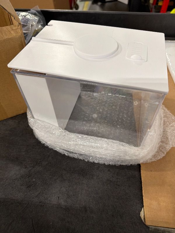 Photo 1 of ***FINAL SALE NO RETURN NO REFUND**** ****Vehipa 2.9L (0.78 Gal) Betta Fish Aquarium, Acrylic Small Fish Tank Kit with Water Filter Pump & LED Light, Ideal for Small Fish, Plants and Shrimp, White
**MISSING PUMP**