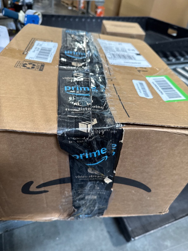 Photo 1 of ** SIMILAR ** USED** Green Rug 5x7 for Living Room Washable Abstract Area Rugs Bedroom Non-Slip Soft Carpet Indoor Floor Non-Shedding Rugs for Dining Room, Kids Playroom, Farmhouse, Nursery Home Decor