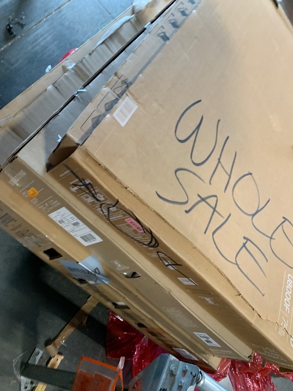 Photo 1 of ****FINAL SALE - NO RETURNS**** PALLET OF BROKEN TELEVISIONS, 4 COUNT