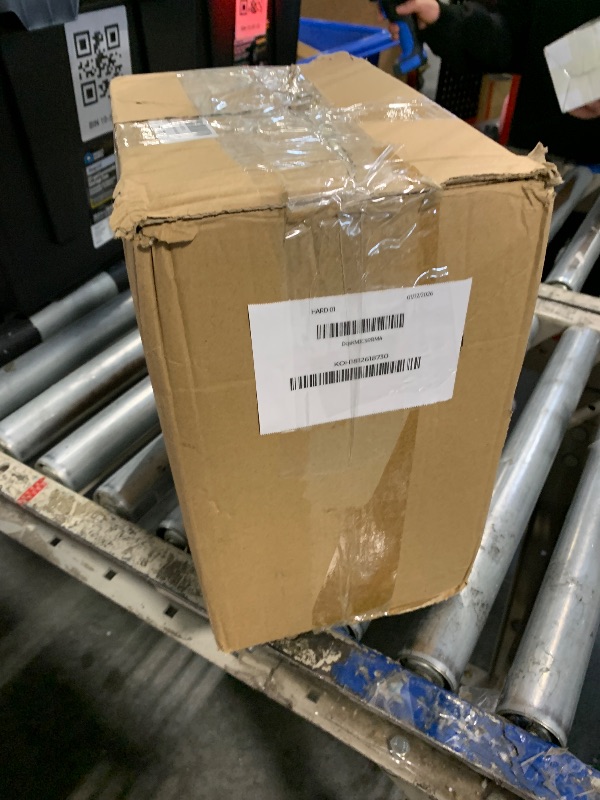 Photo 1 of ** SOLD AS IS, NO REFUND/RETURN** SEE COMMENTS!
ALINK Classroom Caddy Storage Basket with Handle, 6 Pack Plastic Arts Office Crafts Caddy 4 Compartments for Kids, Pencil, Crayon, Marker, School Supplies, 6 Colors