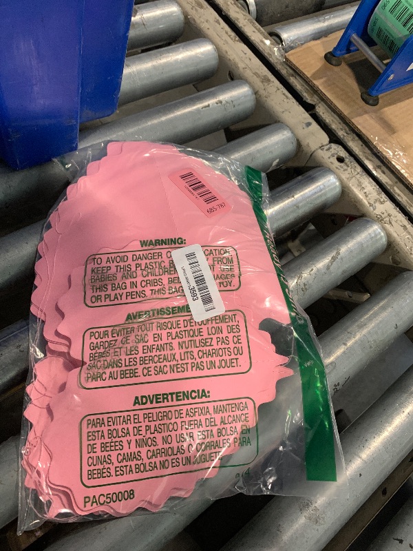 Photo 1 of ***POSSIBLE MISSING PARTS***Valentines Day Decorations - 8 Pcs Pink 3D Valentines Hanging Hearts Ornaments Paper Valentines Tree Decorations for Valentines, Wedding, Engagement, Anniversary, Galentines Party Décor***POSSIBLE MISSING PARTS***