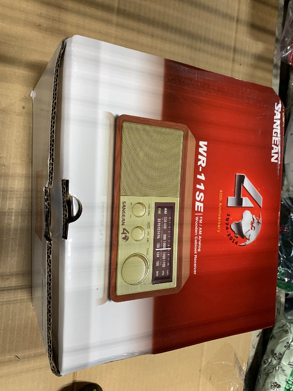 Photo 1 of **  SOLD AS IS, NO REFUND/RETURN** SEE COMMENTS!
Sangean WR-11SE AM/FM Table Top Radio 40th Anniversary Edition Walnut
