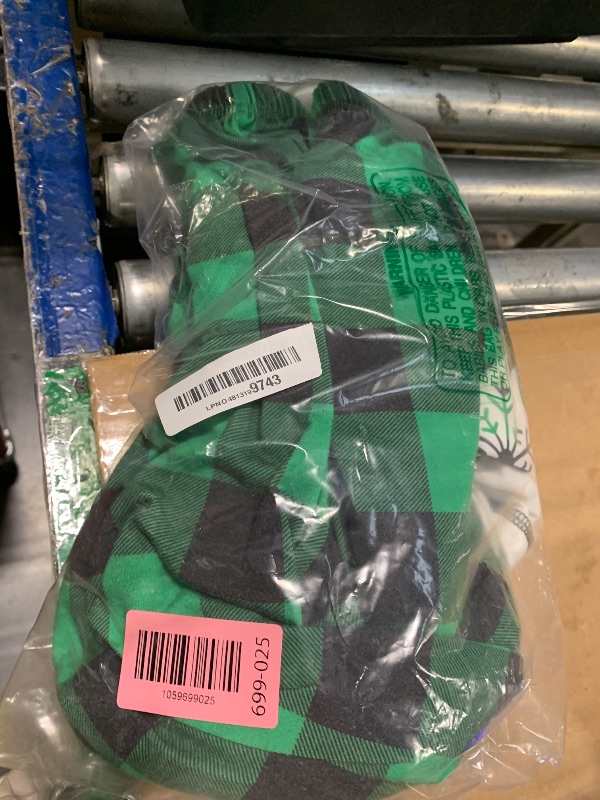 Photo 1 of **ONE SET**SWOMOG Family Christmas Matching Pajamas Sets Long Sleeve Pjs Holiday Sleepwear Women Men Soft Loungewear Set