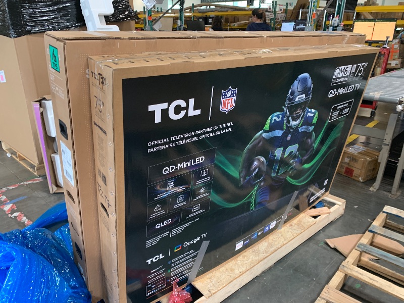 Photo 1 of **ITEMS UNTESTED**FINAL SALE** NO RETURNS** 5 PCS TVS**

