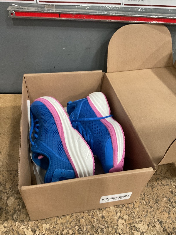 Photo 1 of ***2 RIGHT SHOES***
NORTIV 8 Women's Running Walking Tennis Shoes FlexLife Comfortable Cushioning Non-Slip Breathable Athletic Gym Workout Cross Trainer Jogging Sneakers,Size 7.5,Blue,SNRR241W