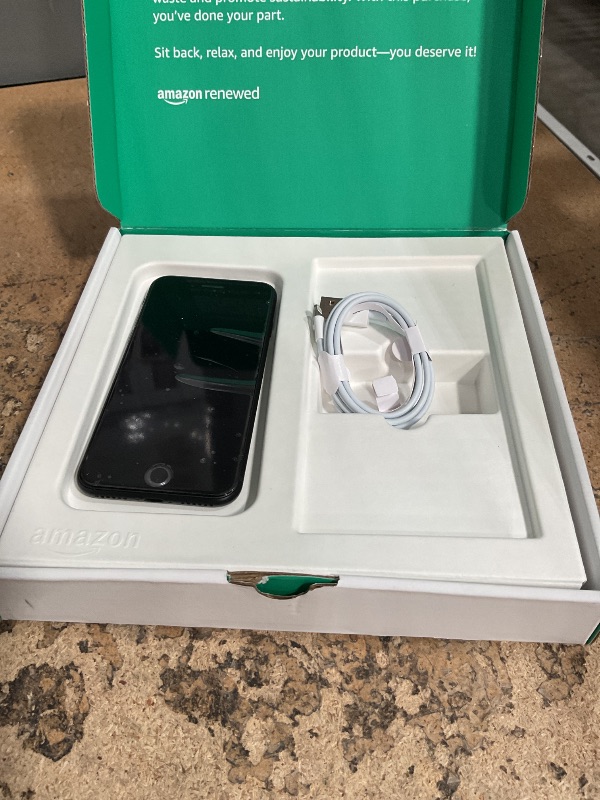 Photo 1 of *PARTS ONLY* Apple iPhone SE 3rd Gen, 128GB, Midnight - Unlocked (Renewed Premium)