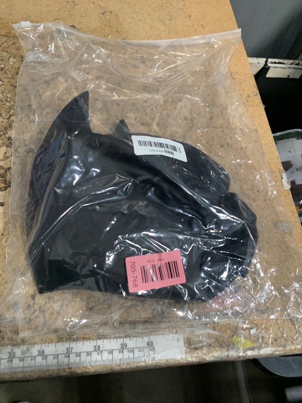 Photo 1 of ***POSSIBLY KIDS FITS VERY SMALL*** KfxianalOxyd Bat PVC Full Head Mask Bruce Cosplay Mask Halloween Cosplay Costume Accessories For Adult