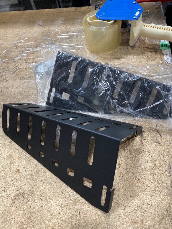 Photo 1 of 
2 PCS HEAD BORAD BRACKET FOR METAL BED 