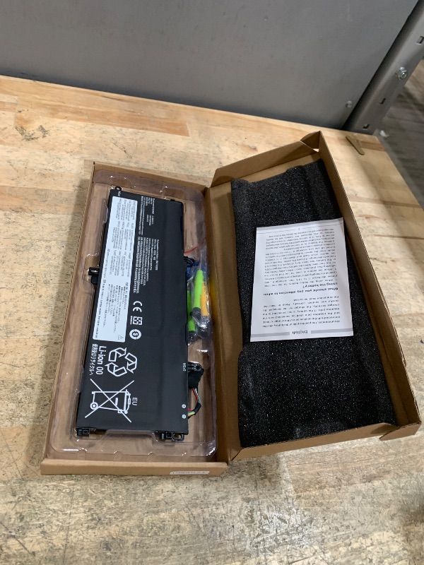 Photo 1 of ****POSSIBLY FOR PARTS/UNTESTED**** BOWEIRUI L18M3P71 L18L3P71 L18S3P71 Laptop Battery Replacement for Lenovo ThinkPad T590 P53S ThinkPad T15 P15s 1st Gen Series SB10K97650 02DL012 SB10K97649 02DL011 5B10W13913 5B10W13914 11.52V 57Wh