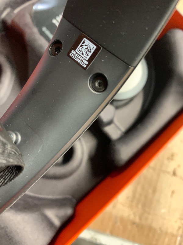 Photo 1 of ***(MISSING WIRE)***SteelSeries Arctis Nova ProMulti-System Gaming Headset - Premium Hi-Fi Drivers - Hi-Res Audio - 360° Spatial Audio - GameDAC Gen 2 - ESS Sabre Quad-DAC - Stealth Retractable Mic - PC, PS5, PS4, Switch