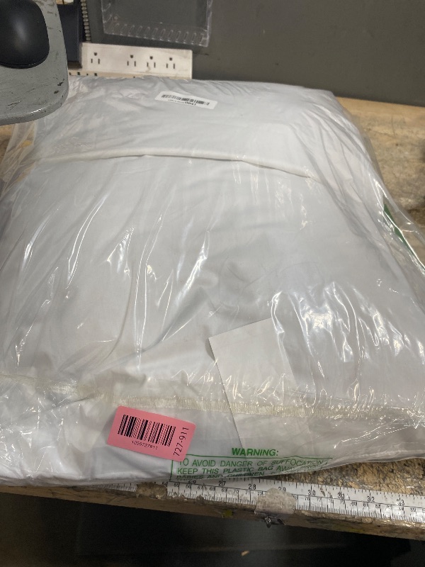 Photo 1 of ***PARTIAL SET/ ONLY 1 *** Martha Stewart Medium Soft Feather Down 100% Cotton 500 Thread Count Damask Stripe Embroidered Queen Size Set of 2