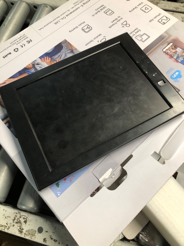 Photo 1 of (see all images) Digital Picture Frame 15.6 Inch Digital Photo Frame - 32GB Smart Picture Frame, FHD 1080P, Full Function