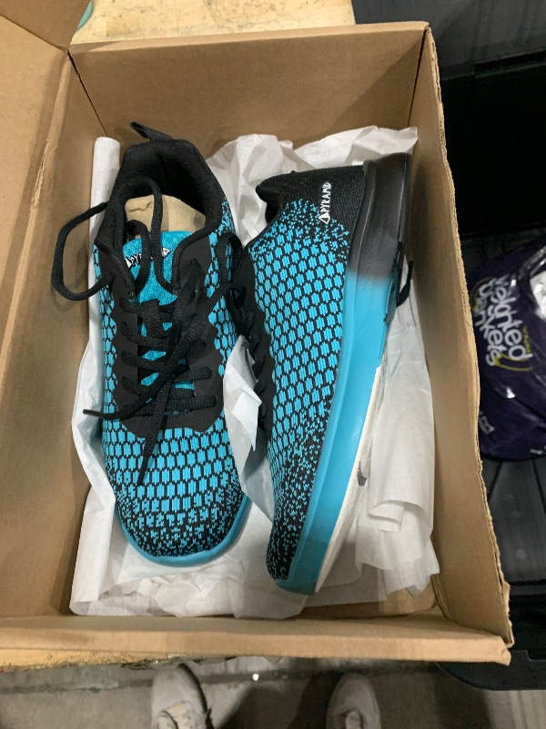 Photo 1 of **SHOWS SIGNS OF USAGE** Pyramid Women's Path Lite Seamless Mesh Bowling Shoes - Black/Teal Size 8