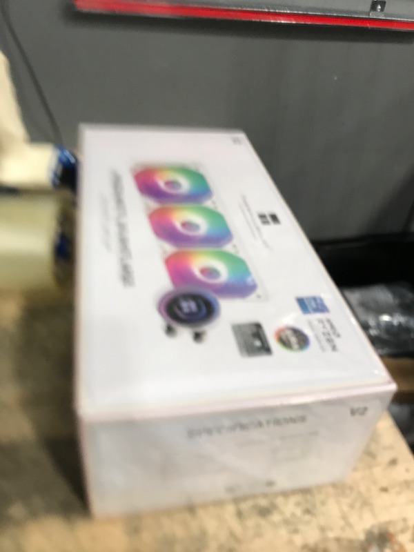 Photo 1 of *FACTORY SEALED* Thermalright Frozen Notte 360 White ARGB V2 Water Cooling CPU Cooler, 360 Specification CPU Liquid Cooler,3 PWM Fans, for AM4/AM5,Intel lga1700/1851/115x/2011