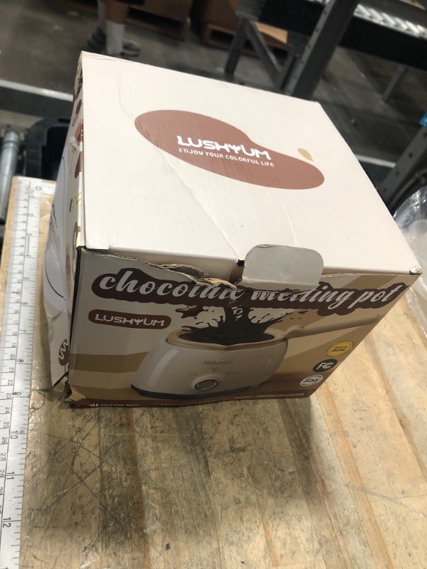 Photo 1 of ***POSSIBLY FOR PARTS/UNTESTED*** LUSHYUM Chocolate Melting Pot Candy Melts Melter with 2 Insert Pots and Spatula, 4 Cups Capacity Warmer Machine, Ideal Dipping Tool Kitchen Supplies for Making Cake Pop Covered Strawberries Fondue