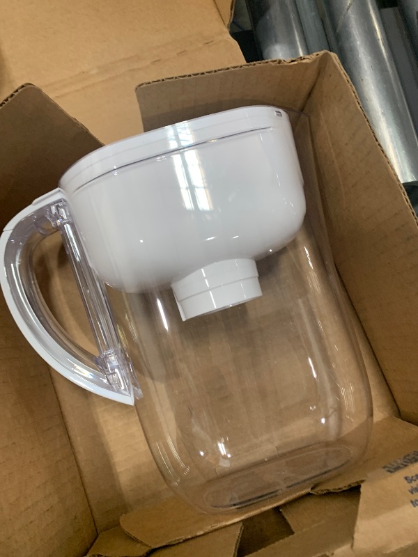 Photo 1 of ******NO FILTER*****Brita Water Pitcherr, Removes 99% of Lead,r, 6-Cup Capacity, White