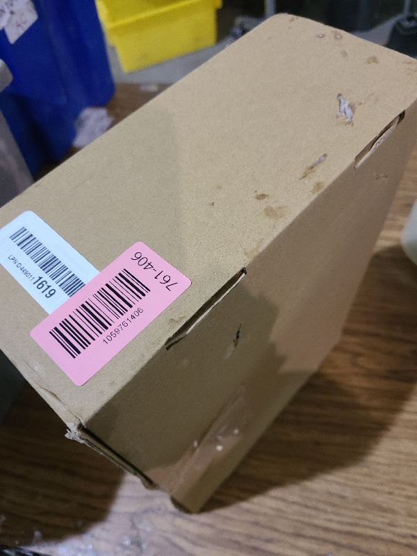 Photo 1 of 18Pcs Velvet Christmas Tree Ornaments Set, Flocked Hanging Christmas Balls Ornaments, Shatterproof Red Green White Hanging Balls Decorations Assortment for Xmas Tree Winter Holiday Home Party Decor