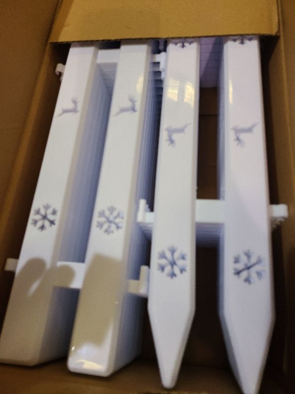 Photo 1 of 18pcs Christmas Tree Gate, 15.7 Inches Tall Christmas Tree Picket Fence for Dogs, Round Toddler Baby Proof White Gate Around Xmas Tree, Thick Plastic Reja para Arbol de Navidad Pet Cat Protector