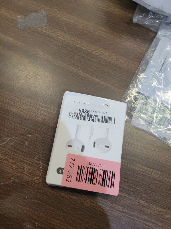 Photo 1 of 2 Pack Wired Headphones for iPhone Earbuds with Built-in Microphone & Volume Control HiFi Stereo Nosie Reduction Earphones for iPhone 14 13 12 11 Pro Max XS XR X 8 7 6, Plug and Play, Support All iOS