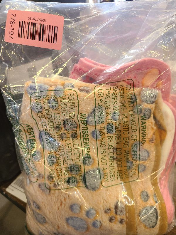 Photo 1 of 1 Pack 3 Blankets Fluffy Premium Fleece Soft Pet Blanket Flannel Throw for Cat Dog Puppy (Medium 30x20'', Paw-White/Pink/Brown)