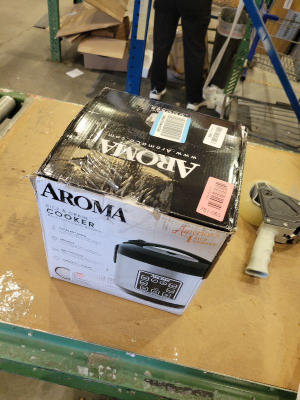 Photo 1 of AROMA Digital Rice Cooker, 4-Cup (Uncooked) / 8-Cup (Cooked), Steamer, Grain Cooker, Multicooker, 2 Qt, Stainless Steel Exterior, ARC-914SBD