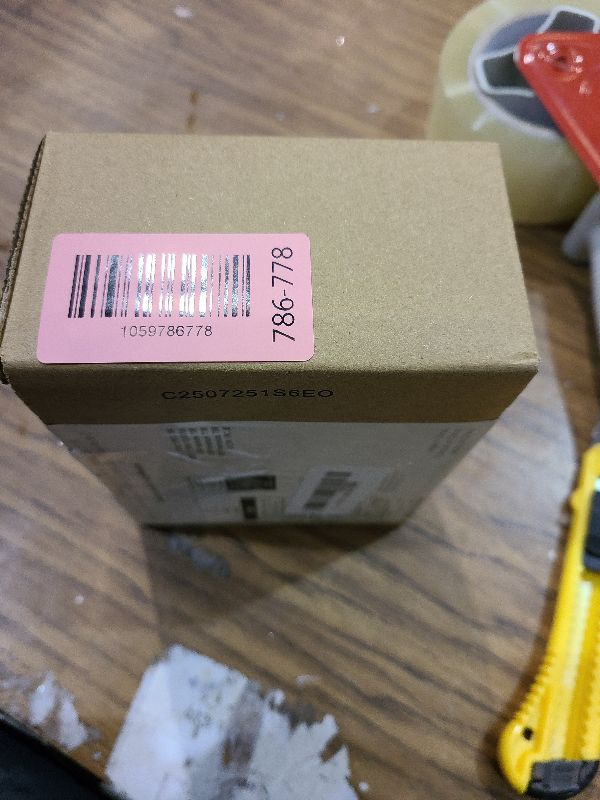 Photo 1 of Amazon Basics A19 LED Light Bulbs 75 Watt Equivalent, Daylight White (5000K), Energy Efficient 12W, Non-Dimmable, 10,000 Hour Lifetime, 2-Pack