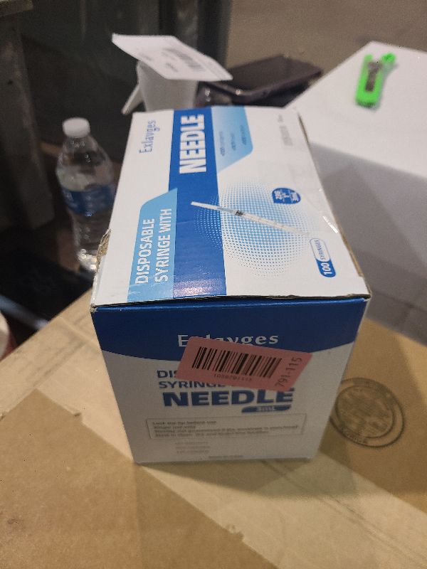 Photo 1 of 100 Pack Disposable 3ml/cc Lab Syringes with 23Ga 1 Inch Needle Luer Lock, Individually Sealed Packed