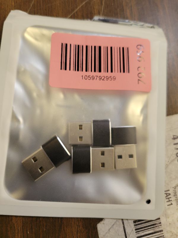Photo 1 of ????? ???????? USB to USB C Adapter,Type-C Female to A Male Charger Converter for iPhone 17 Charger,iWatch Ultra SE 9 10,iPhone 17 Pro Max 16 15 14,Samsung S25,AirPods,iPad,Car,Xbox