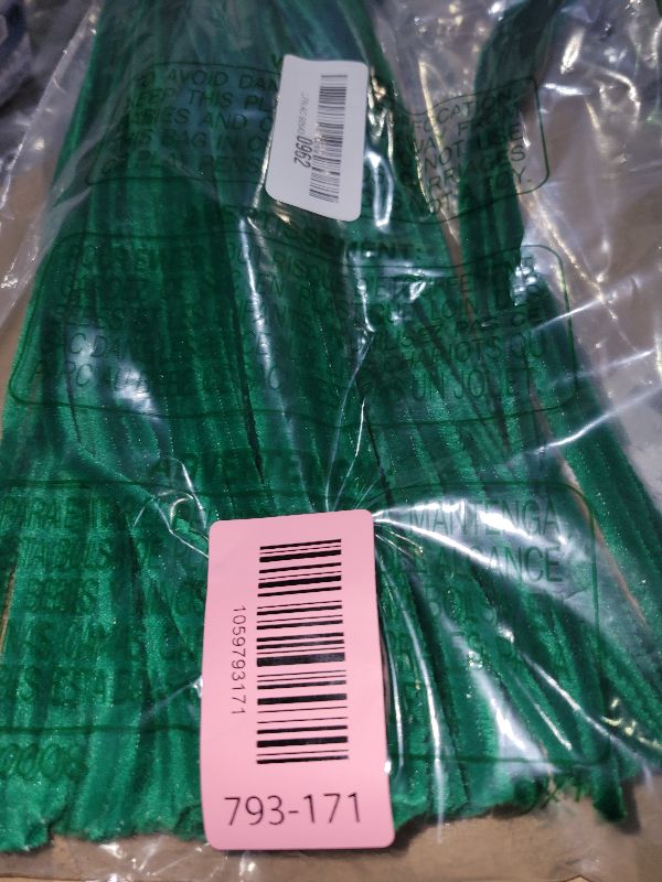 Photo 1 of 110 Pieces Green Pipe Cleaners, Pipe Cleaners Craft, Craft Pipe Cleaners Chenille Stem Bulk, Art Pipe Cleaners for Creative Decoration Christmas Valentine's Mother's Day