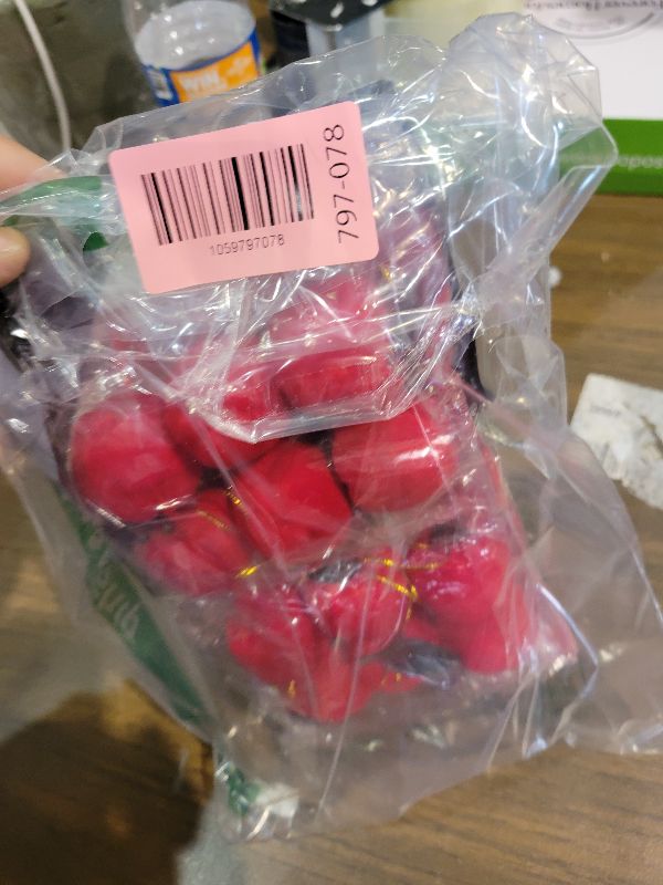 Photo 1 of 12pcs Mini Felt Apple Ornament, 1.77x1.41 Inch Felt Apple Ornaments for Christmas Tree 3D Pendant Decorations for Party Home Holiday Christmas Tree Wedding DIY Craft Decor