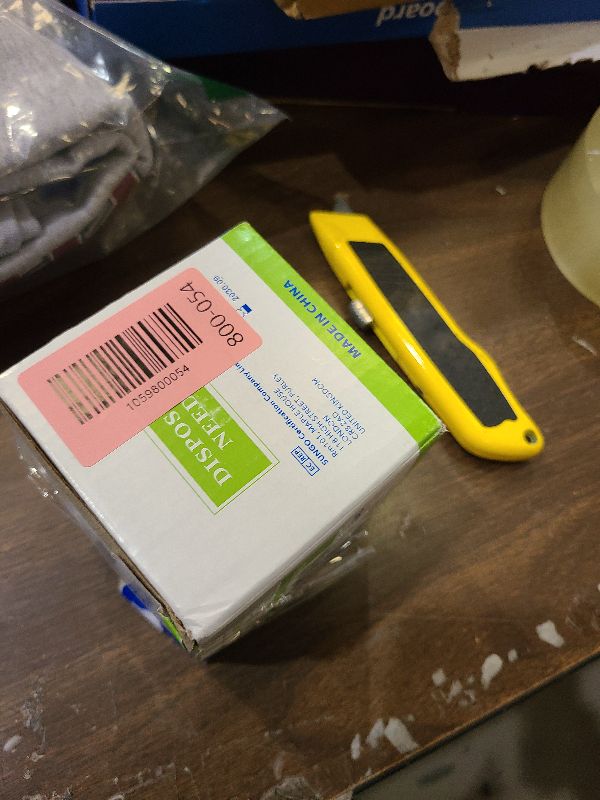 Photo 1 of 100 Pack 34 Gauge 4mm Disposable Needles with Caps for Industrial Dispensing and Scientific Lab Individually Wrapped