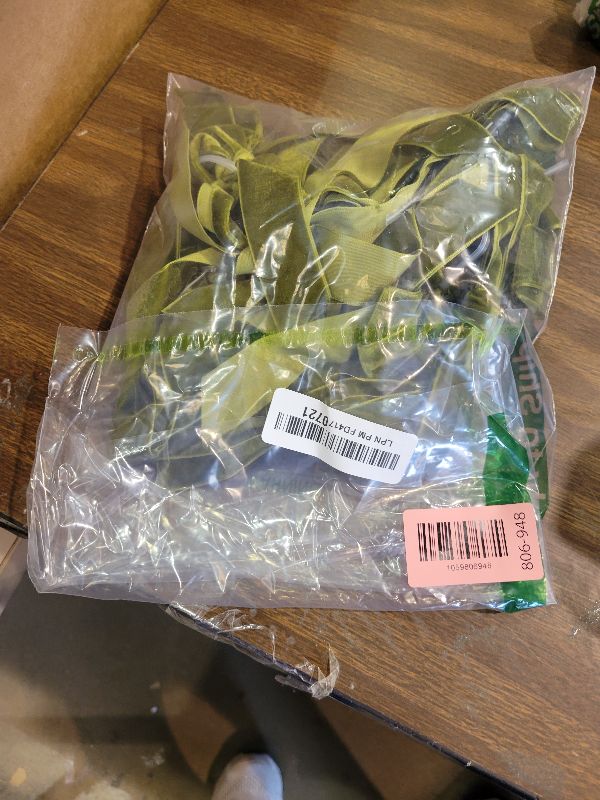 Photo 1 of 12Pcs Green Velvet Ribbon Bows Christmas Tree Decorations,5in x 10in St Patricks Day Ornaments for Tree Home Party Front Door Wreath Garland Holiday Decor