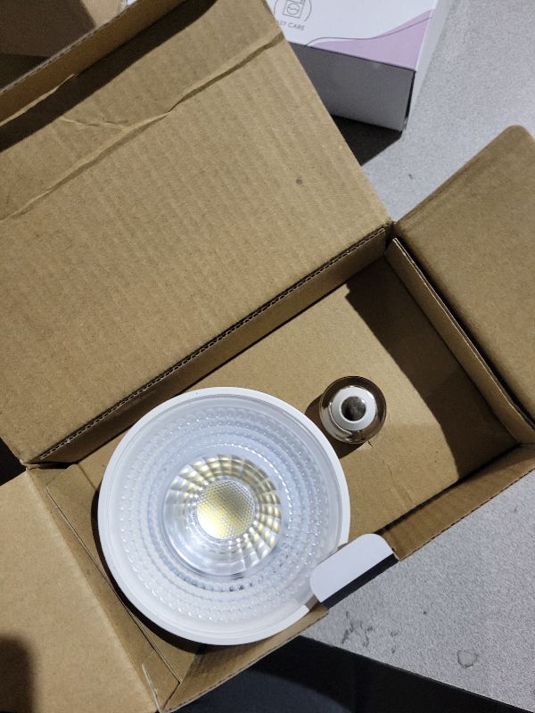 Photo 1 of 2 Pack PAR30 Outdoor LED Flood Light Bulb 12W 100 Watt Equivalent 900 Lumens Dimmable Waterproof E26 5000K Daylight LED Flood Light Bulbs for Security Led Spotlight Bulb Recessed Light Bulbs