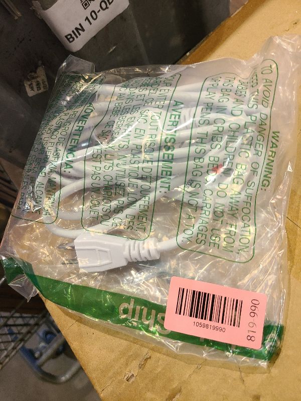 Photo 1 of 16/3 Short Extension Cord 10 FT, White Extension Cord Flexible & Durable, Indoor 3 Prong Power Cable, Suitable for Home and Office, 13 Amp 1625 Watt 125VAC 16AWG, ETL Listed