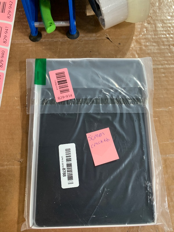 Photo 1 of ***SEE NOTES***
Samsung Galaxy Tab A11+ 6GB RAM, 128GB Storage, Optimized Performance, Long Lasting Battery, Expandable Storage, Large Display, Dolby Atmos Speakers, AI Assist, Slim, Light, 2 Year Warranty, Gray