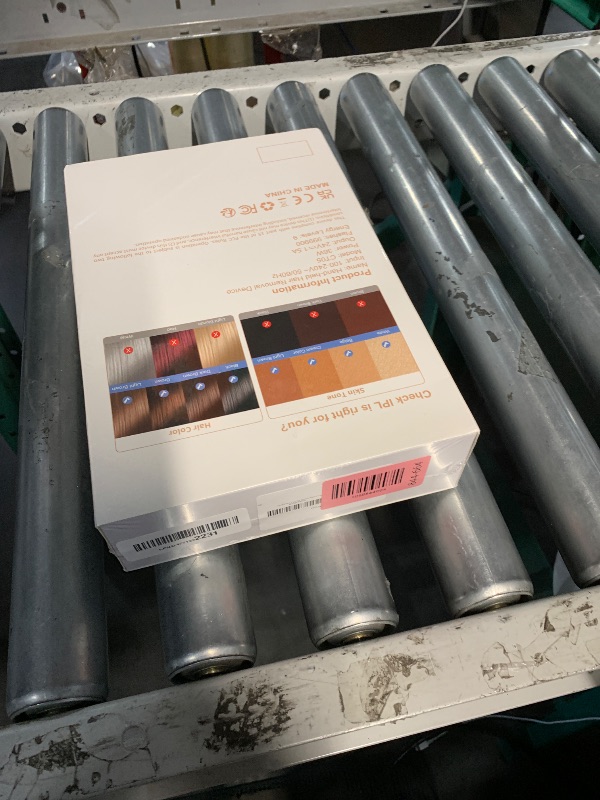 Photo 1 of ***FACTORY SEALED***Laser Hair Removal Ubroo IPL Hair Removal Device with 5? Ice Cooling,Painless Laser Hair Removal for Women and Men,Full Body Use for Legs,Bikini,Armpits (Blue)