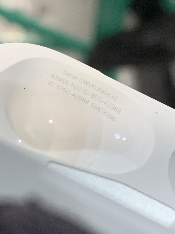 Photo 1 of ***MISSING ALL ACCESSORIES***
Apple AirPods Pro 2 Wireless Earbuds, Active Noise Cancellation, Hearing Aid Feature, Bluetooth Headphones, Transparency, Personalized Spatial Audio, High-Fidelity Sound, H2 Chip, USB-C Charging