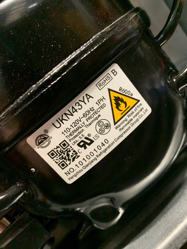 Photo 1 of ***DAMAGED AND HEAVILY USED***
Electactic Mini Fridge 130 Can Beverage Refrigerator Cooler, 3.2 Cu.Ft Drink Fridge forSoda Wine Beer, Digital Temperature Control Cooler for Home, Dorm, Bar