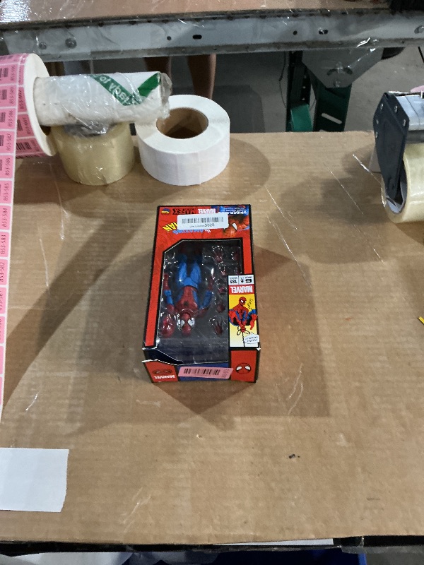 Photo 1 of ????????(MEDICOM TOY) MAFEX No.185 Spider-Man Spider-Man (Classic Costume Ver.) Total Height Approx. 6.1 inches (155 mm), Non-Scale, Pre-Painted Action Figure