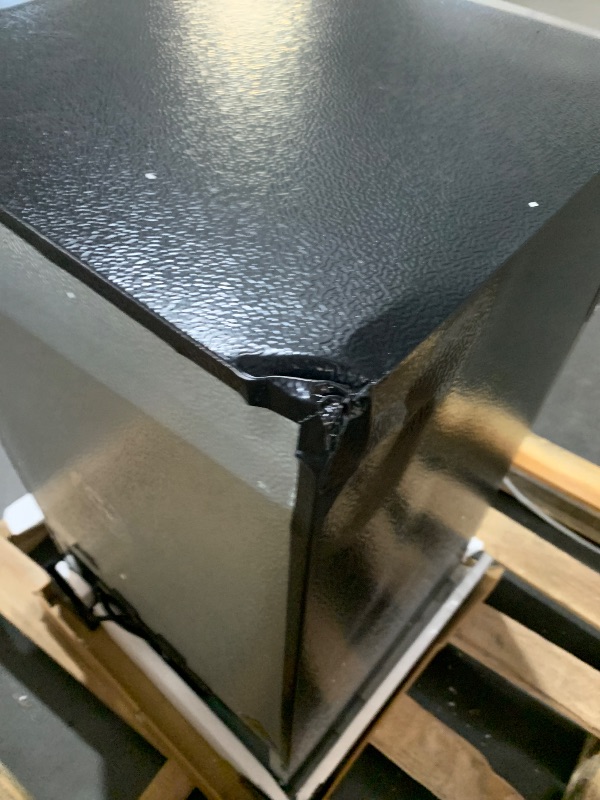 View 2 of ***DAMAGED, SEE PHOTOS***
Honeywell Beverage Refrigerator and Cooler, 116 Can Mini Fridge with Glass Door for Soda Beer or Wine for Office or Bar with Adjustable Removable Shelving, Commercial Grade