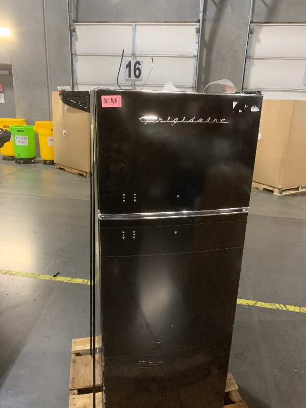 Photo 1 of ****SEE PICTURES FOR REFERENCE******** Scratches/********Frigidaire EFR786 Retro Apartment Size Refrigerator with Top Freezer - 2 Door Fridge with 7.5 Cu Ft of Storage Capacity, Adjustable Spill-Proof Shelves, Door & Crisper Bins, Black