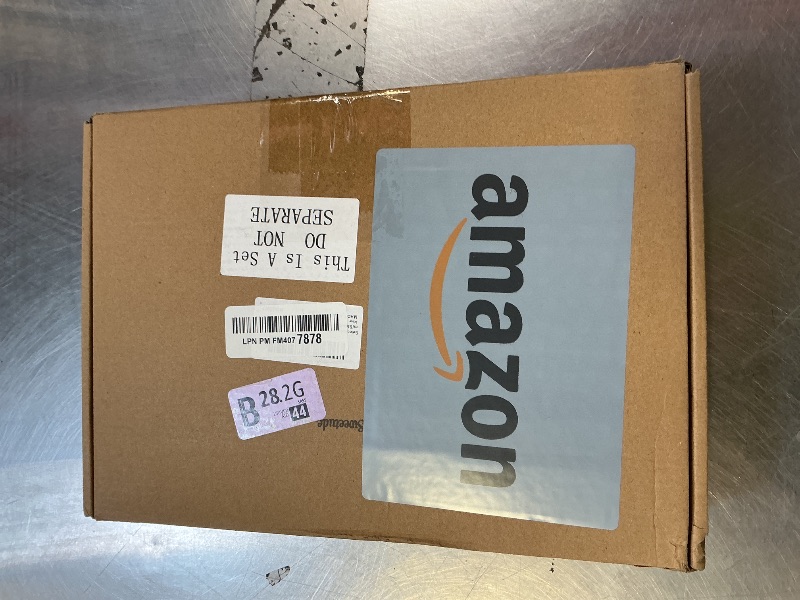 Photo 1 of Sweetude 50 Pieces Christmas Snowflake Clear Gift Bags Party Favor Bag with Handles Gift Bags Plastic Winter Wine Gift Tote Bags for Birthday Wedding Party Supplies(Blue,6.3 x 5.91 x 3.15 Inches)