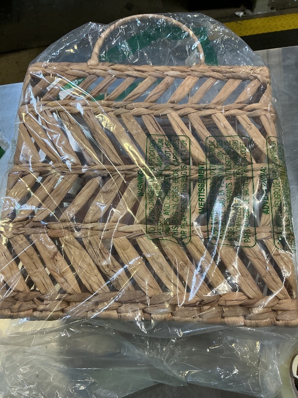 Photo 1 of SHCMSADO Wicker Hanging Basket Handmade Woven Hanging Storage Basket Natural Wicker Decorative Baskets for House Garden Wedding Wall Decorations,12*5*12